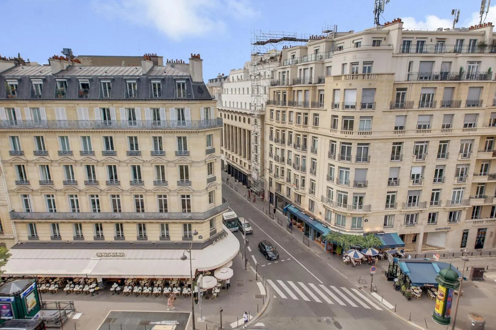 Tiny House St Honore Apartment Paris
